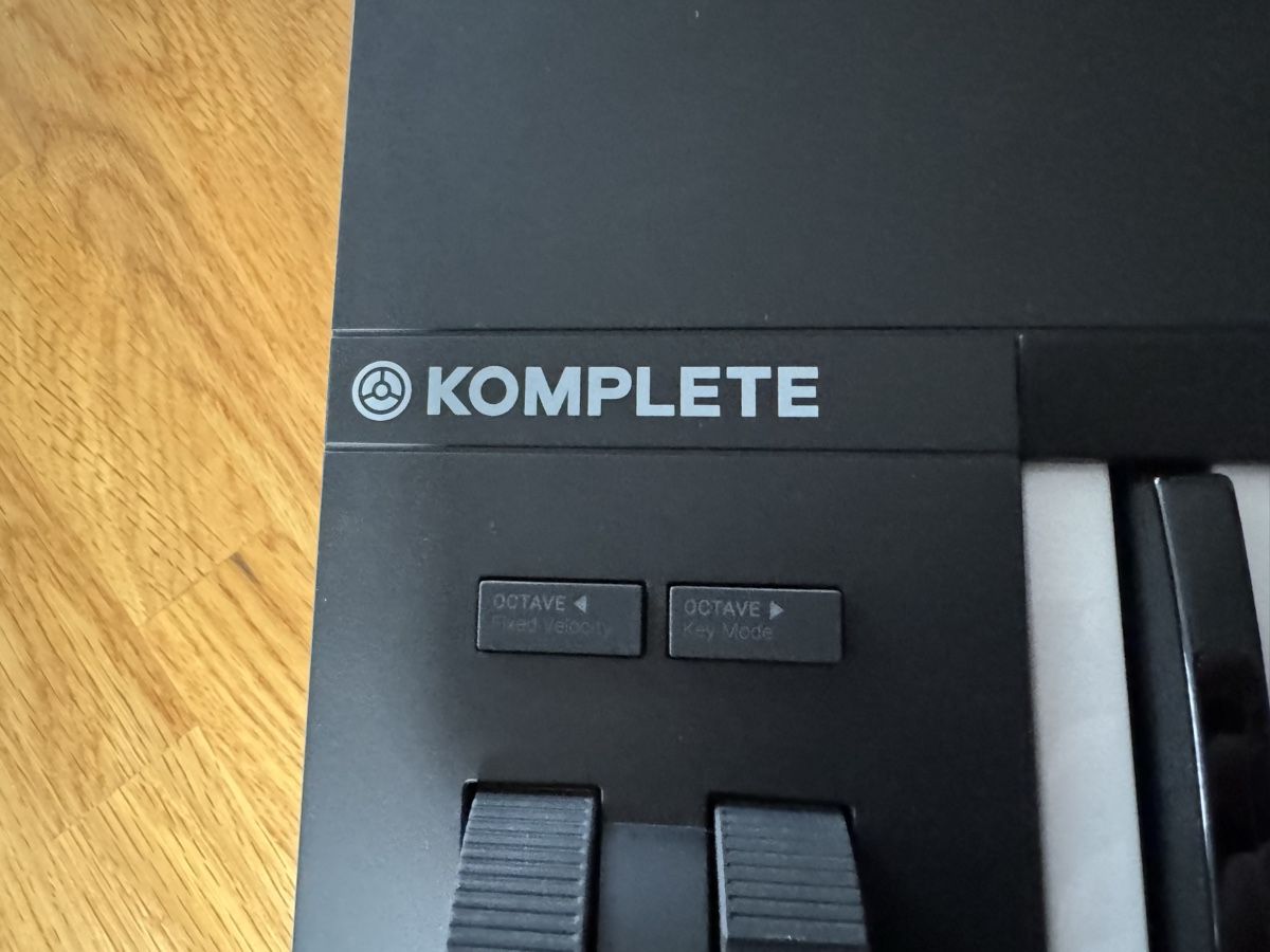 Native Instruments Musikinstrumente: Clavier maître Native Instruments Komplete Kontrol A49 – Gebraucht aus Biel/Bienne von gio_l5vq 1