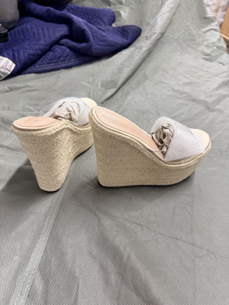 Damenschuhe: Wedges mit Kordeldesign – Neu und originalverpackt aus AARBURG von cheapstuff 3