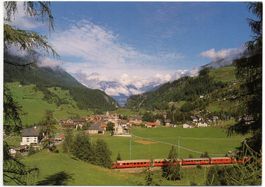BERGÜN BRAVUOGN mit Rhätischer Bahn