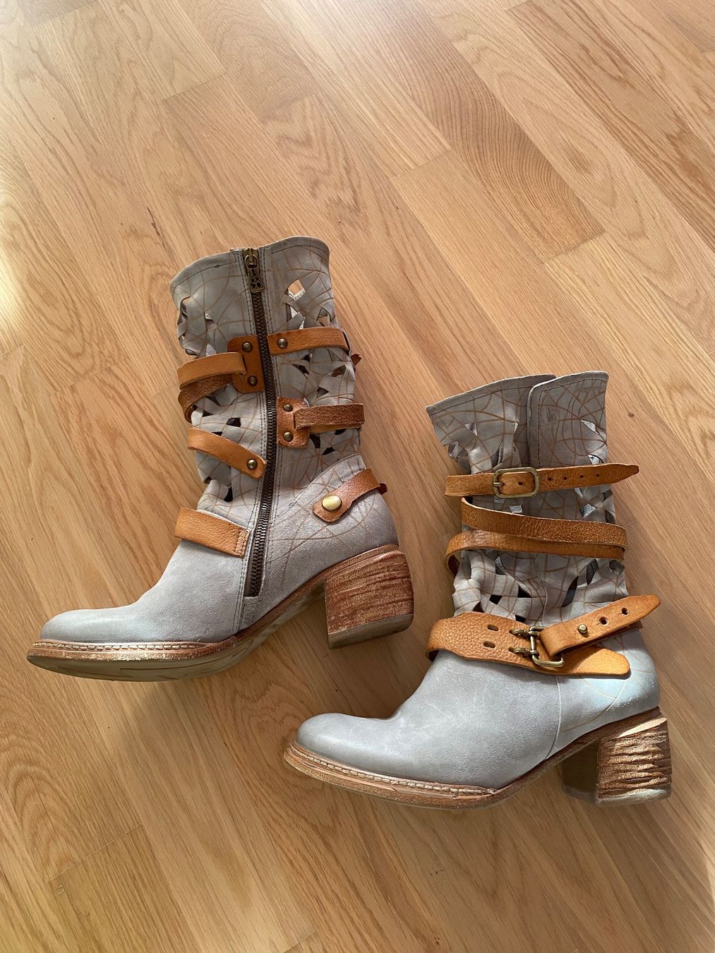 A.S.98 Scarpe da donna: Bottes A.S.98 taille 37 – Usato da Clarens venduto da OptitesJoliesChoses 3