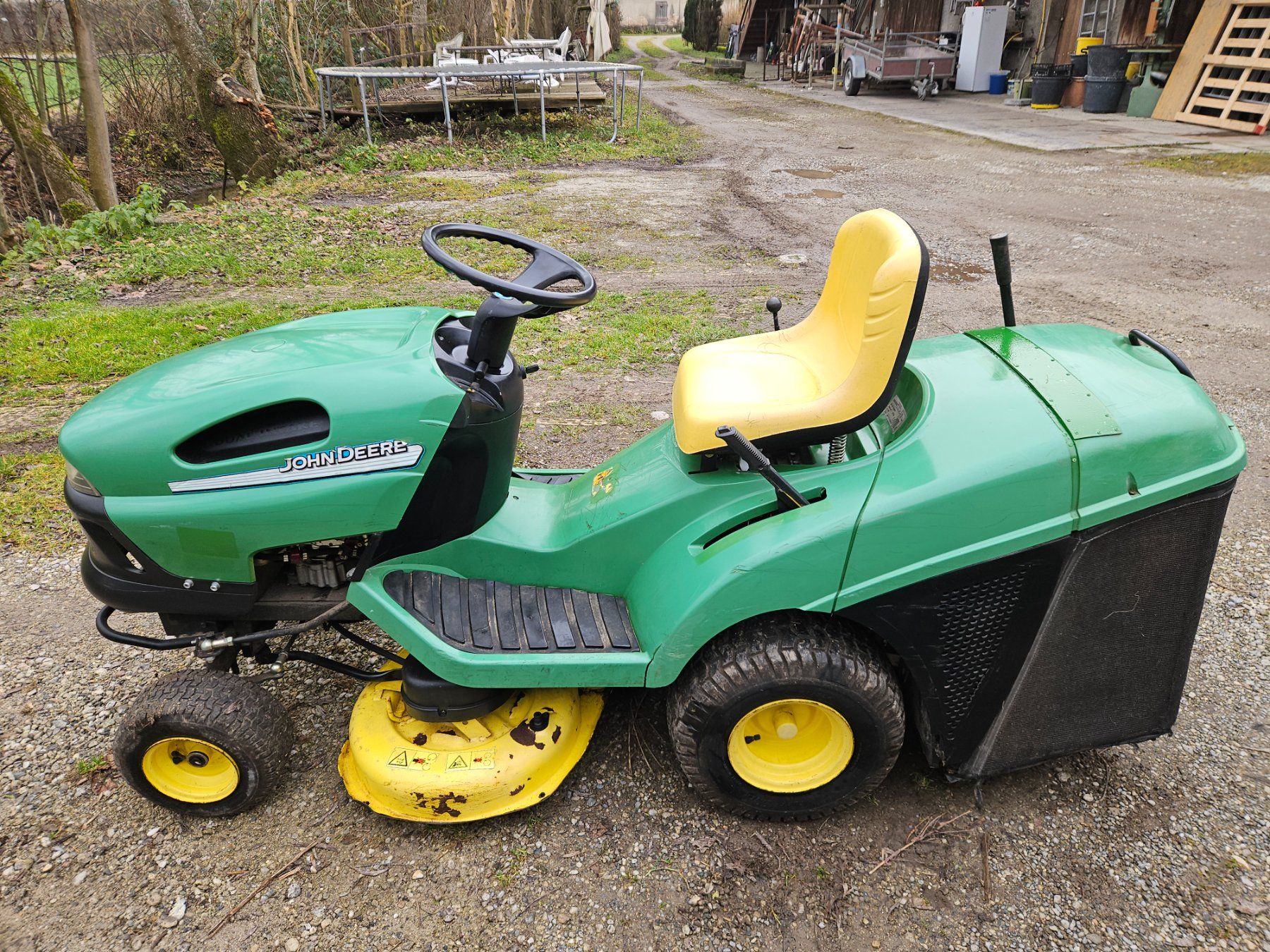 Tagliaerba: Rasentraktor John Deere – Usato da Oberburg venduto da M86 2