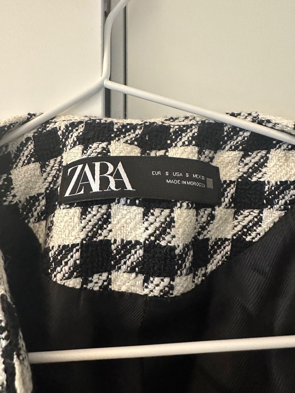 Zara Giacche: Blazer Zara – Usato da Zug venduto da sil_z2j2 1