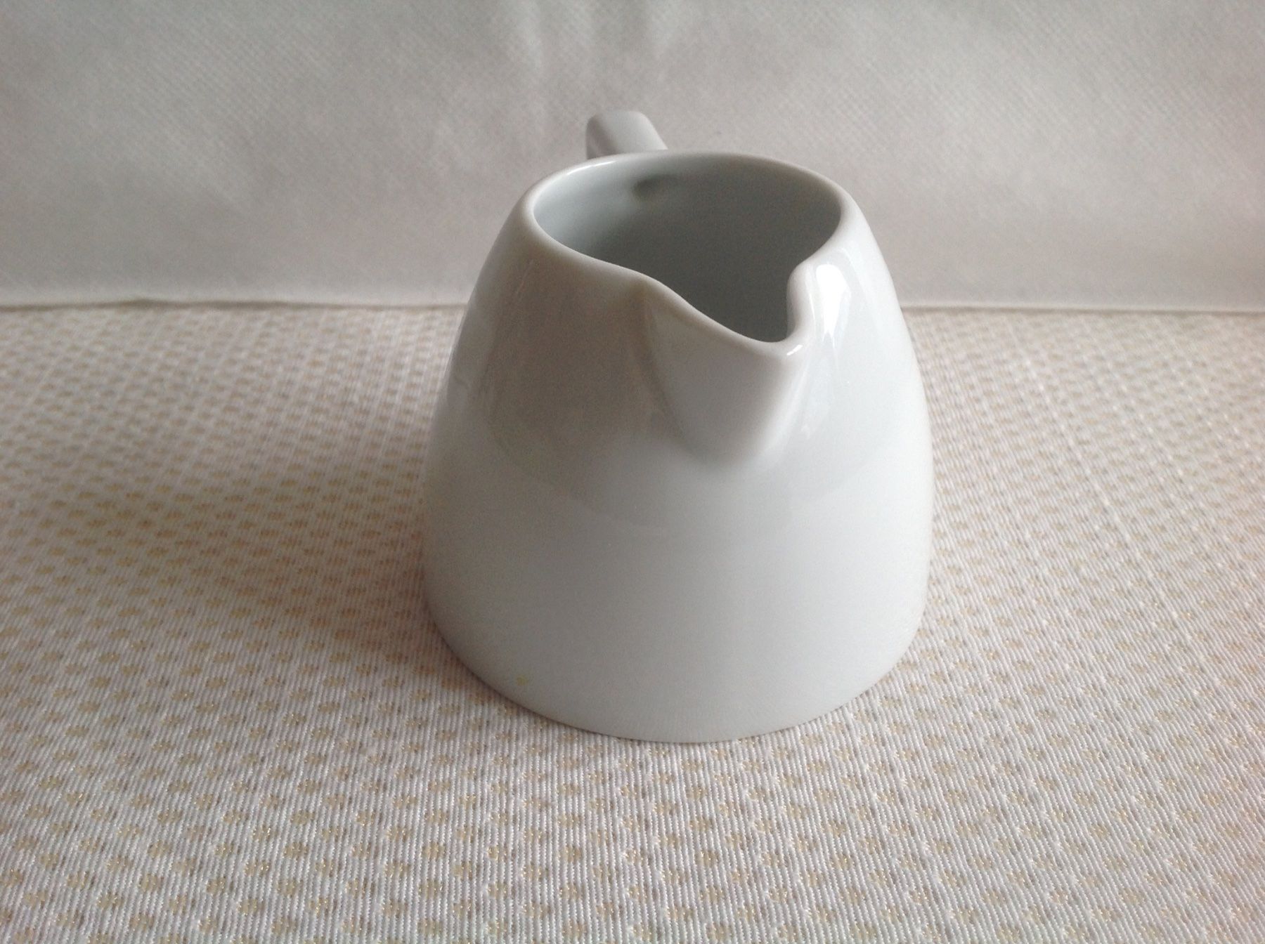 Nespresso Tazze: Nespresso - crémier (a) – Usato da Sion venduto da accroshoes 3