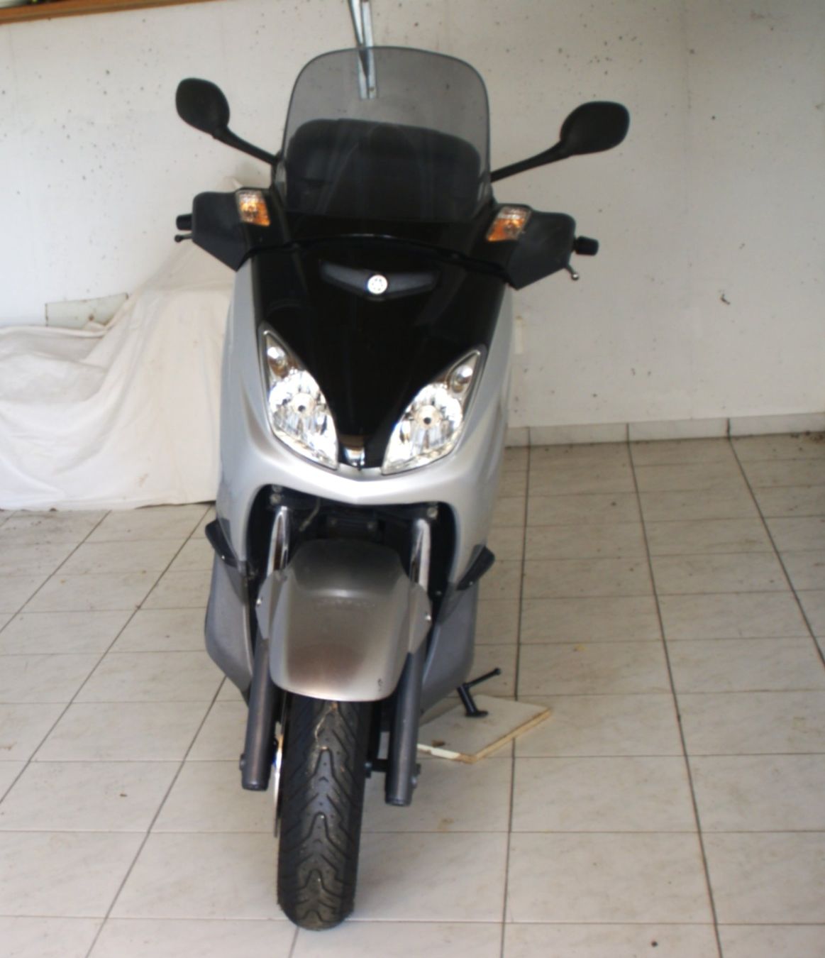 Yamaha Strasse: YAMAHA YP250R  hellgrau met. – Gebraucht aus Heiligenschwendi von Henusode0 2