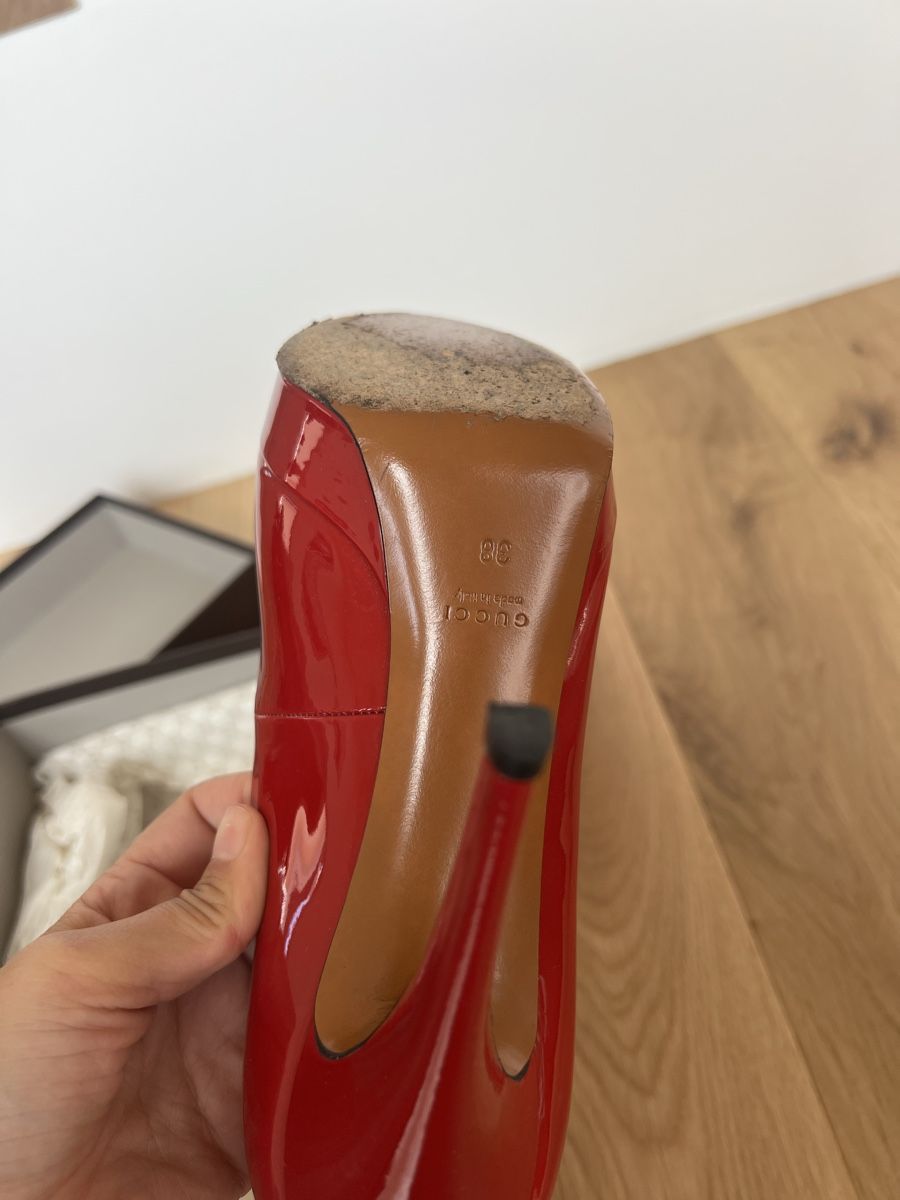 Gucci Damenschuhe: Escarpins Gucci vernis rouge T 38 – Gebraucht aus Lutry von roxypoxy 4