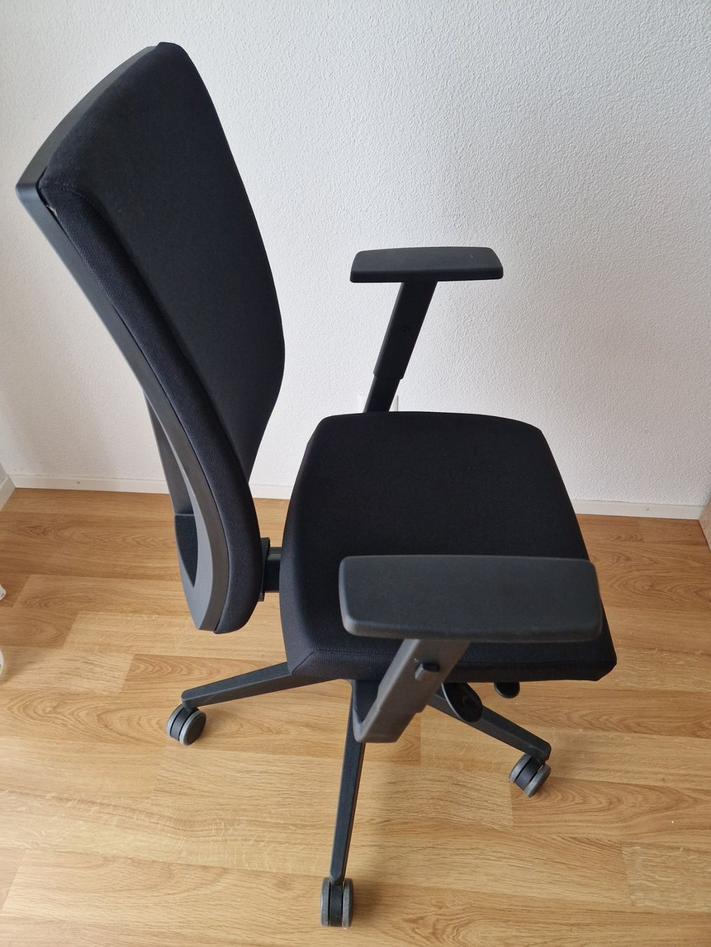 Stühle: Bürostuhl – Gebraucht aus Erlach von Beppi13