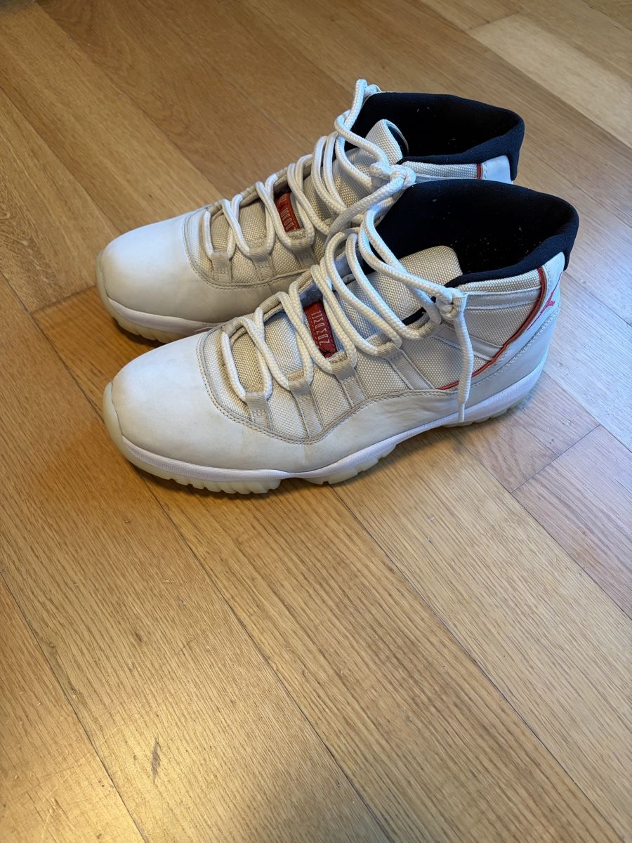 Jordan Scarpe da uomo: Jordan 11 - platinum tint – Usato da Zollikerberg venduto da dcapshop 2