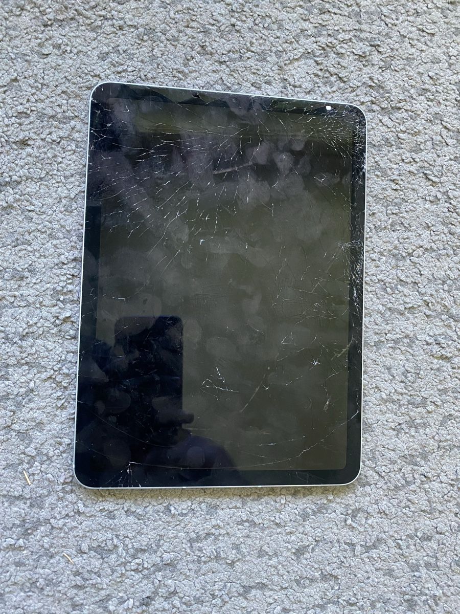 Apple Tablet PC: iPad Air 4 génération 256, GO – Usato da Genève venduto da eth_6qs6 1
