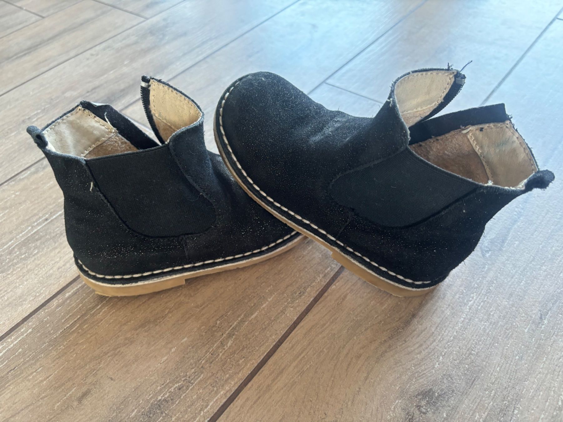 Schuhe für Mädchen: 28_echter Leder – Gebraucht aus Versegeres von kista