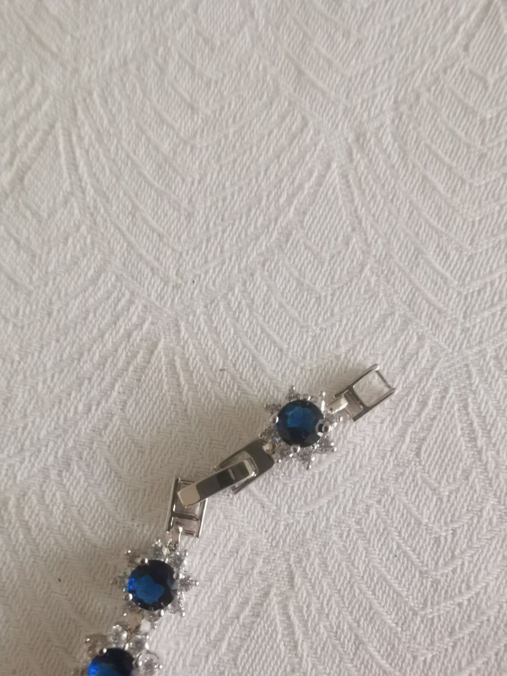 Armbänder & -reifen: SCH. SILBER ARMBAND M. BLAUEN STEINEN 925 – Gebraucht aus Allschwil von Male54 4