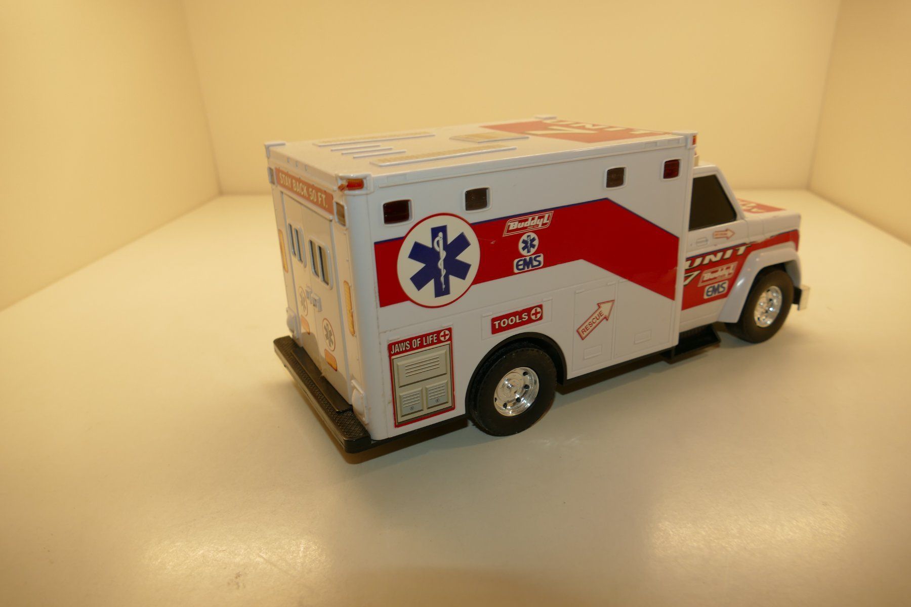 Modellautos: Buddy: US Ambulance Unit 7 – Gebraucht aus Niederhasli von rail-duerst 3