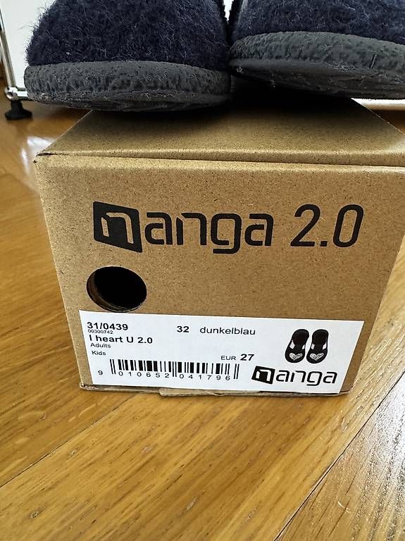Scarpe per ragazze: Nanga Hausschuhe Gr. 27 – Usato da Zürich venduto da JumaRiku 3
