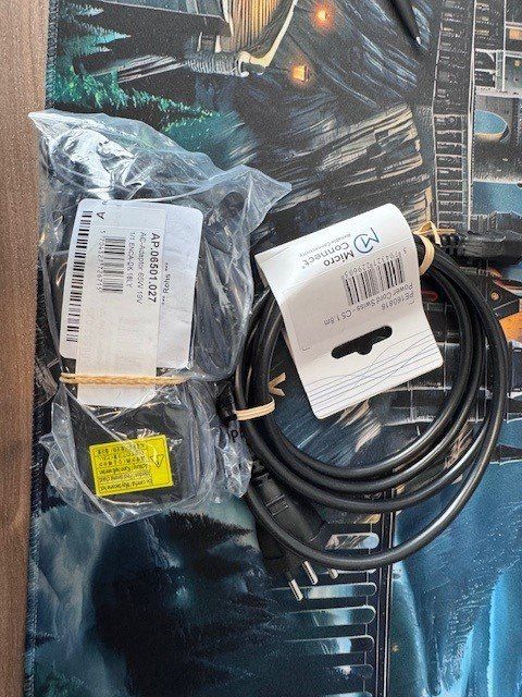 Unità & Adattatore: AC-Adaptor 65W 19V – Nuovo (secondo la descrizione) da Gossau ZH venduto da OrderflowAG