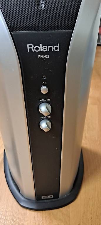 Roland Amplificateurs: E Drum Verstärker Roland – D'occasion à Birmenstorf AG par Hexxor 2
