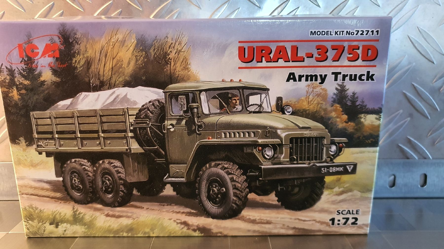 Kit di modellismo & Modellini statici: URAL-375D ARMY TRUCK  1:72 – Nuovo (secondo la descrizione) da Männedorf venduto da Modellbau-wyss