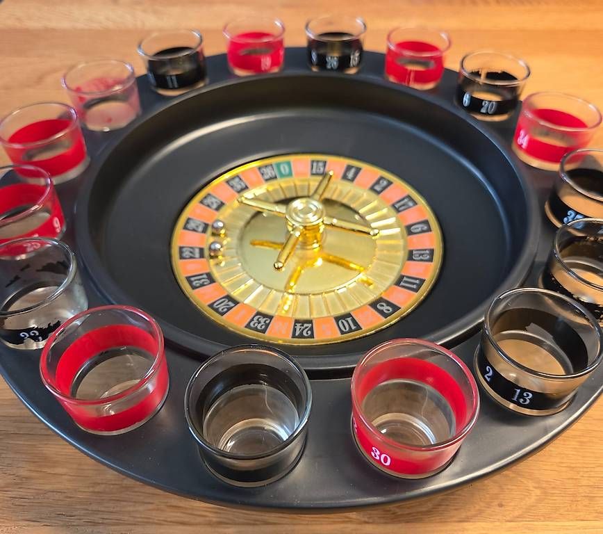 Jeux: Roulette à shots – D'occasion à Confignon par Tibinhosfc