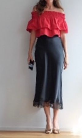 MANGO Schulterfreies TOP mit Volant - neu -