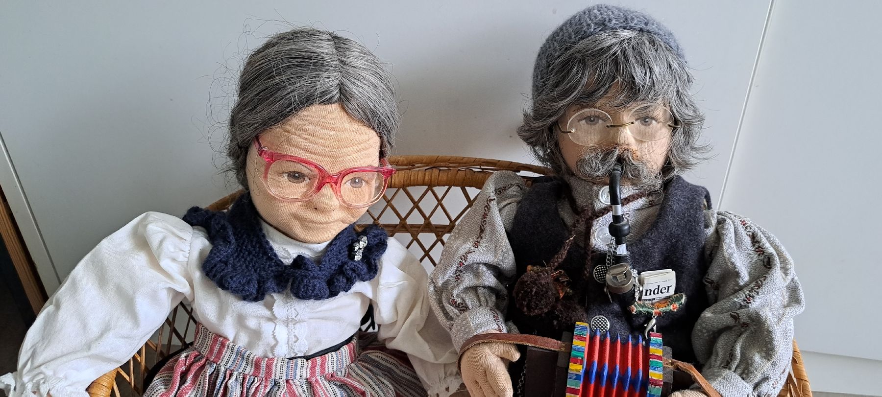 Bambole: 2 Stoffpuppen im Trachtenstiel – Usato da Münchenbuchsee venduto da jarom2016 1