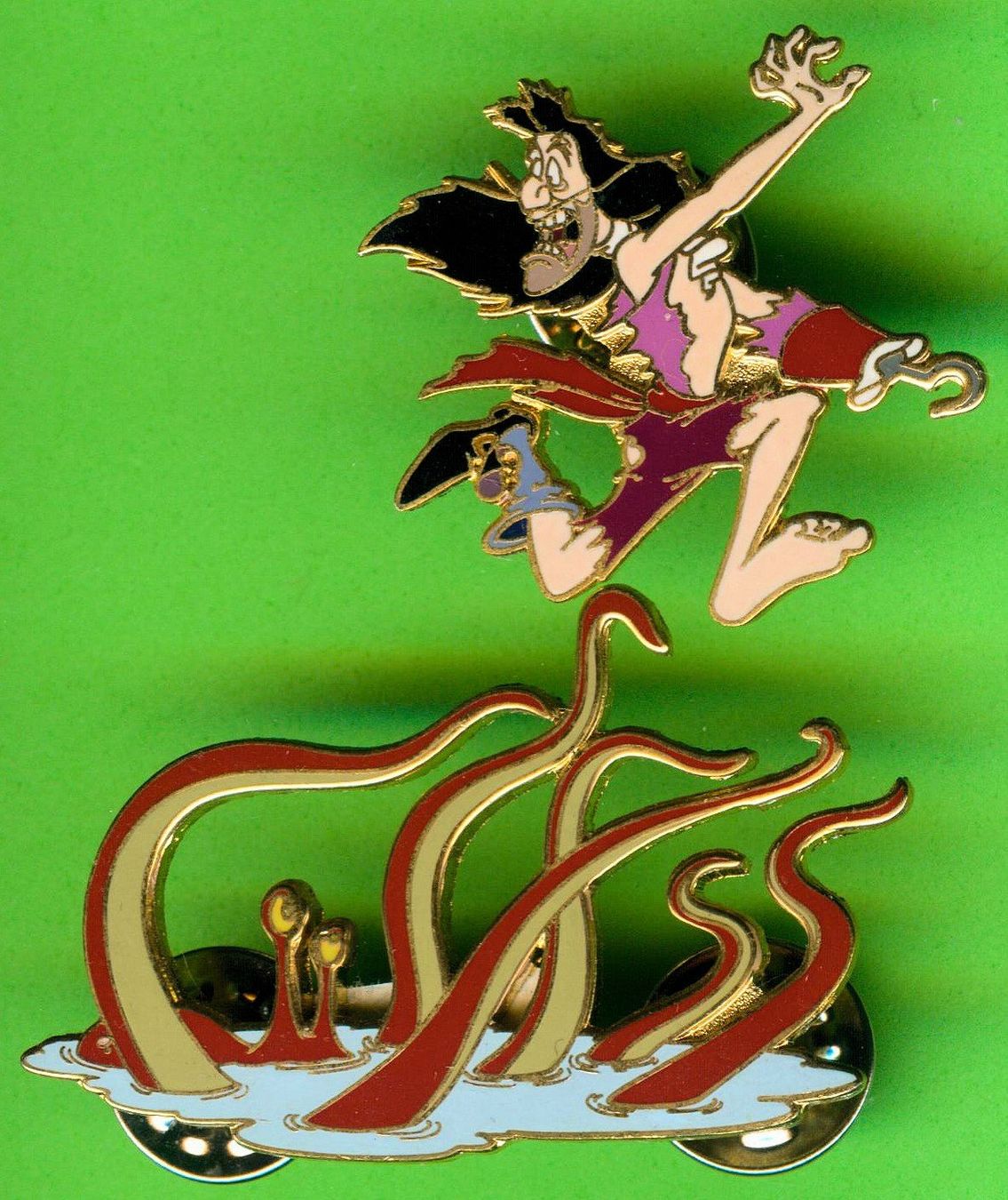 Placchette & Badge: 2 Pins Disney   HOOK & KRAKE – Usato da Winterthur venduto da Sammleroase