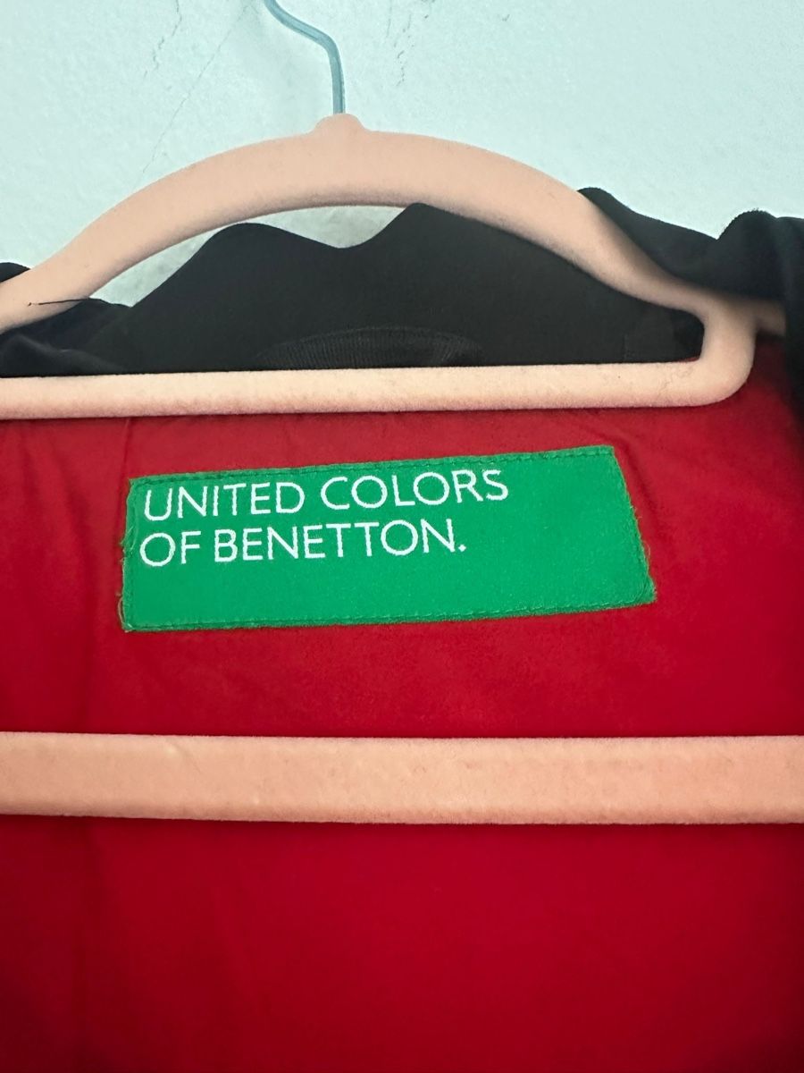 Benetton Giacche: Red Winter Puffer Jacket, Benetton, Size S – Nuovo (secondo la descrizione) da Winterthur venduto da adriana_1000 1
