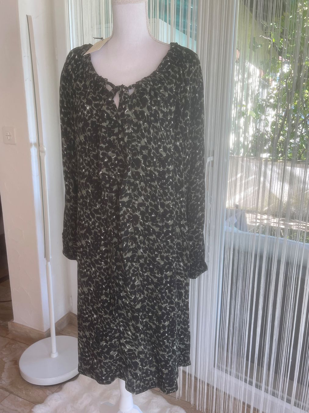 Kleider: MASAI Kleid M Neu – Neu und originalverpackt aus Dietikon von Nissaa 2