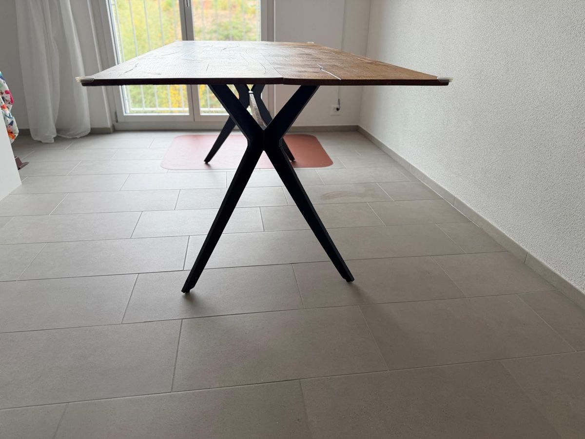 Tables: Esstisch Eiche  – D'occasion à Oftringen par natibjk