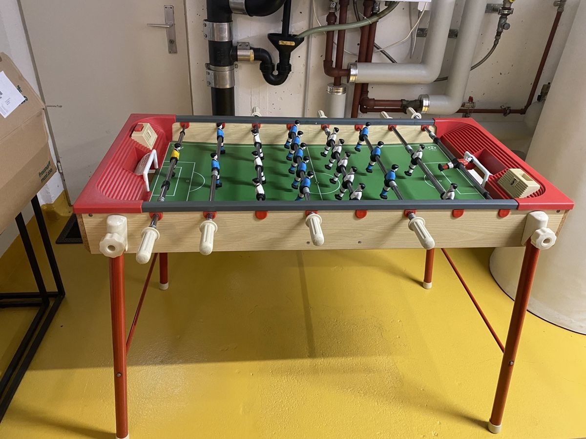 Spiele: Töggelikasten / Tischfussballkasten – Gebraucht aus Au ZH von ann_5fyb