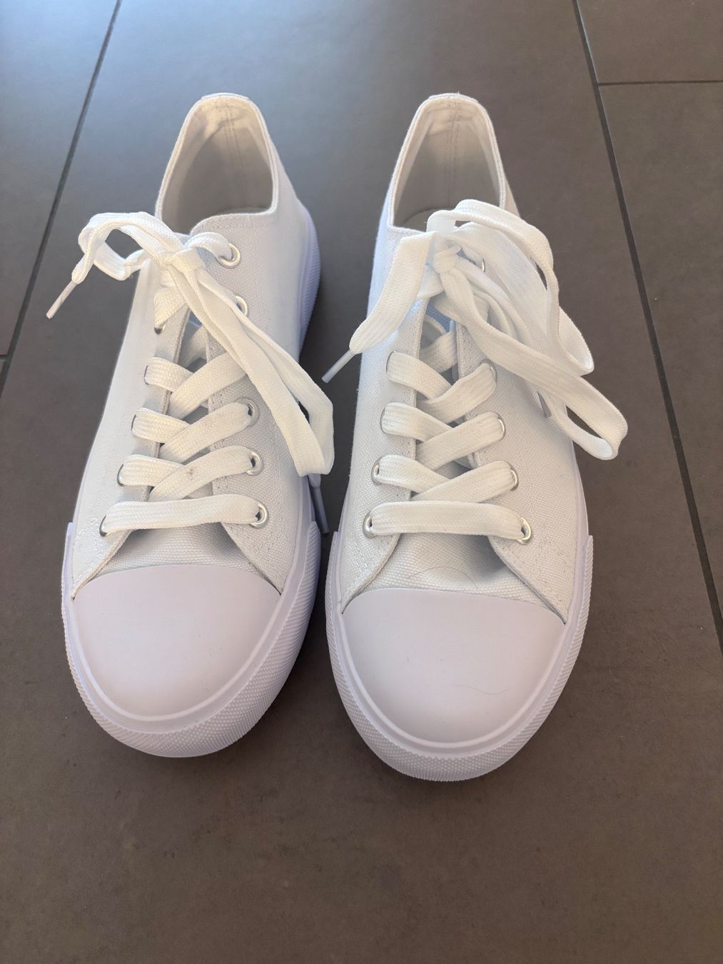 Scarpe da donna: Stoffschuhe weiss Neu 39 – Nuovo (secondo la descrizione) da Jonen venduto da Binaa1994 1