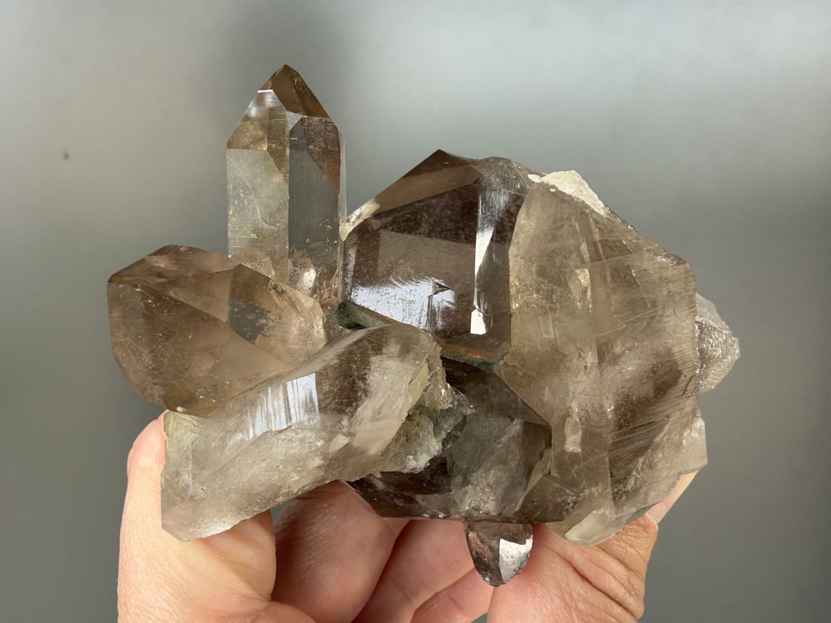 Mineralien & Heilsteine: Rauchquarz Val Cavardiras – Gebraucht aus Oberuzwil von Crystall0 7