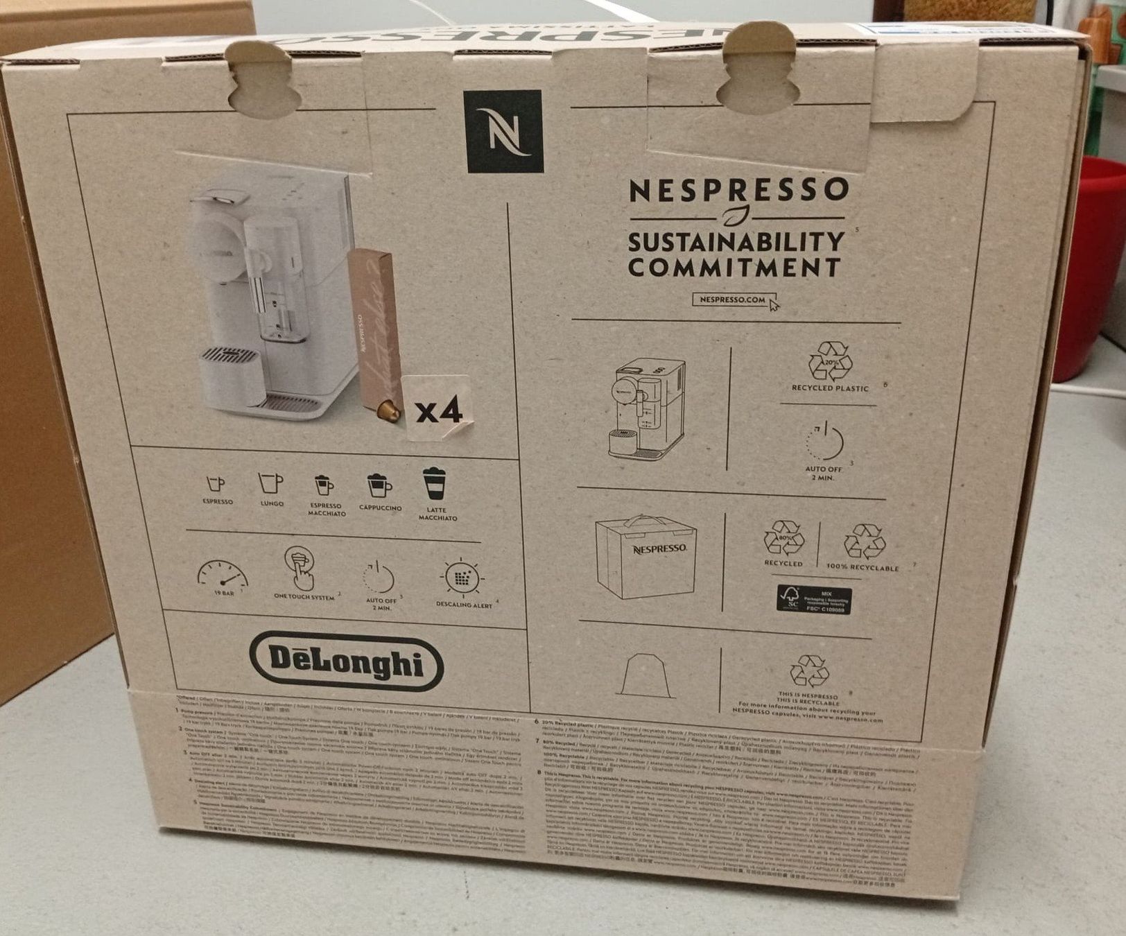 De'Longhi Kaffeemaschinen & Espressomaschinen: NESPRESSO Latissima one – Neu und originalverpackt aus Benken SG von gir_2k8d 1