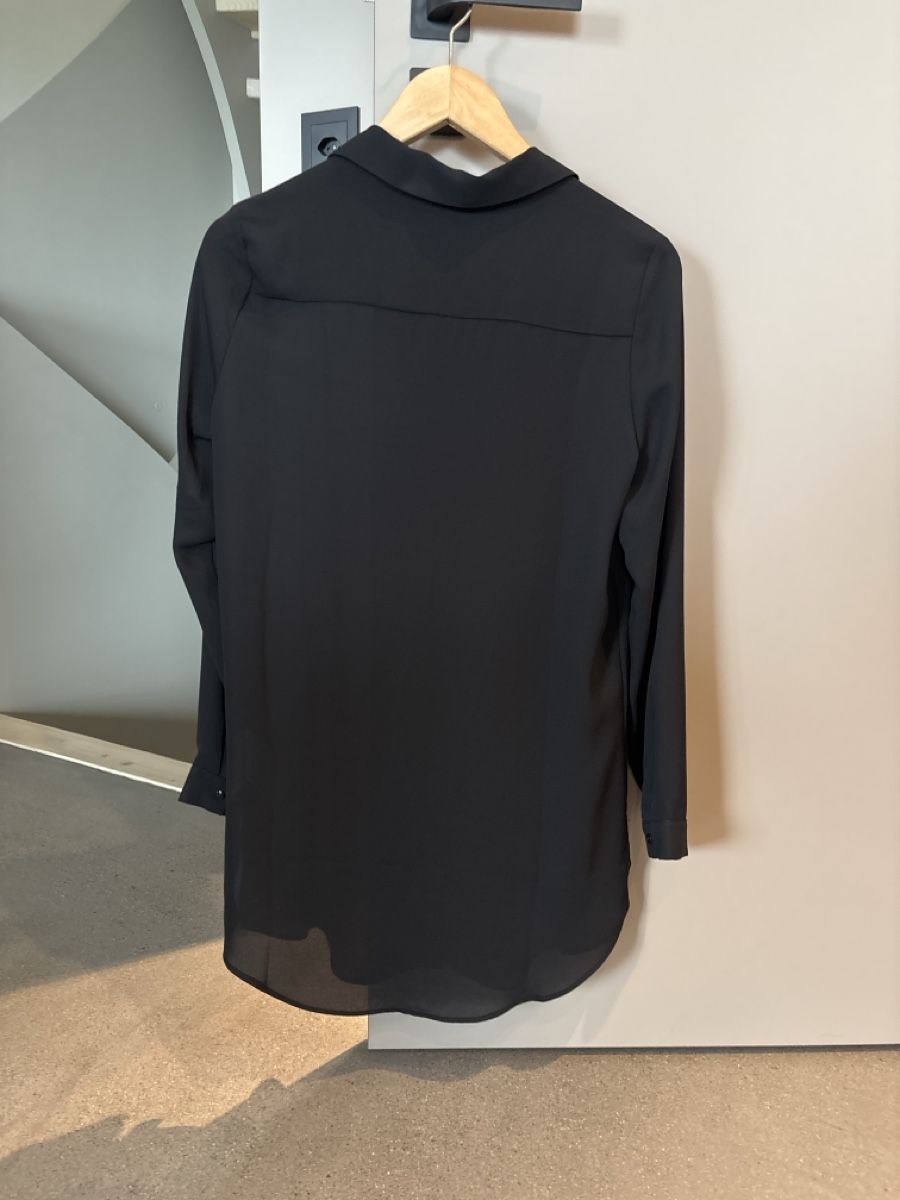 Vila Camicette: Schwarzes VILA Blusenshirt Gr. 34 NEU – Nuovo (secondo la descrizione) da Rorschacherberg venduto da Kpas 2
