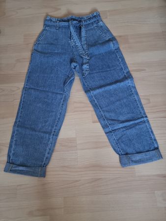 Damen Jeans blau mit Bindegürtel und Gummizug neuwertig XS