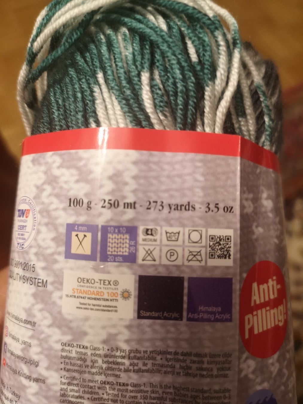 Wolle: 5 x 100 g Knollen. 100%acrylic – Neu und originalverpackt aus Frenkendorf von DORU1 3