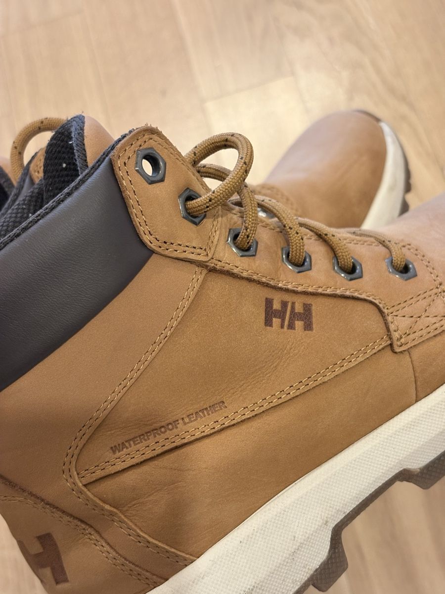 Helly Hansen Scarpe da donna: Helly Hansen Leather Boots Size 38 EU, Stylish! – Usato da Meyrin venduto da yej_w8lz 3