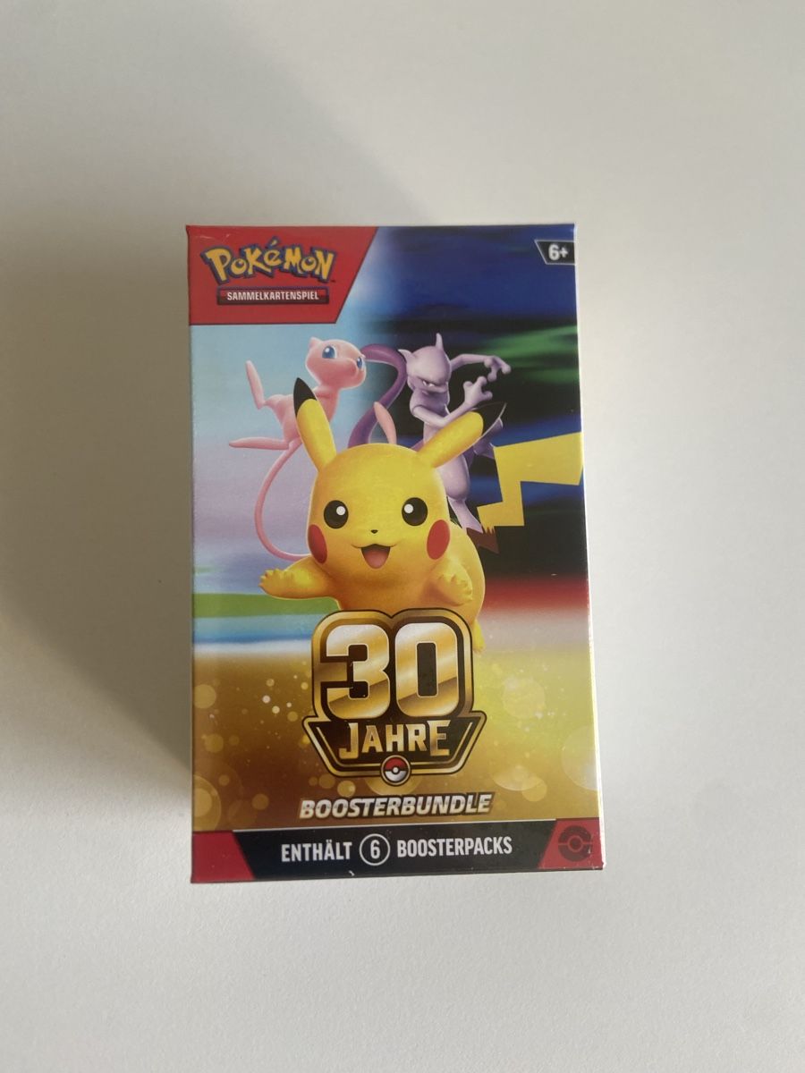Pokémon Carte collezionabili: pokemon 30 jahre booster bundle de – Nuovo e nell'imballaggio originale da Stäfa venduto da JamesO03