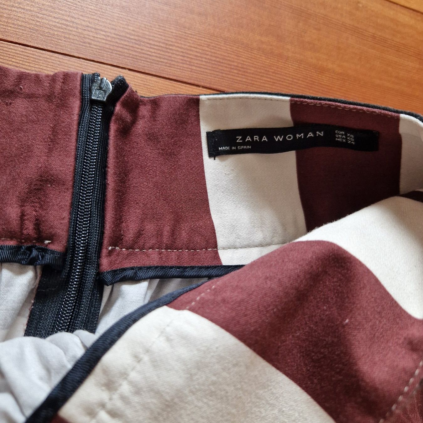 Zara Gonne: Rock von Zara Gr. XS – Usato da Muttenz venduto da bebbi523 1