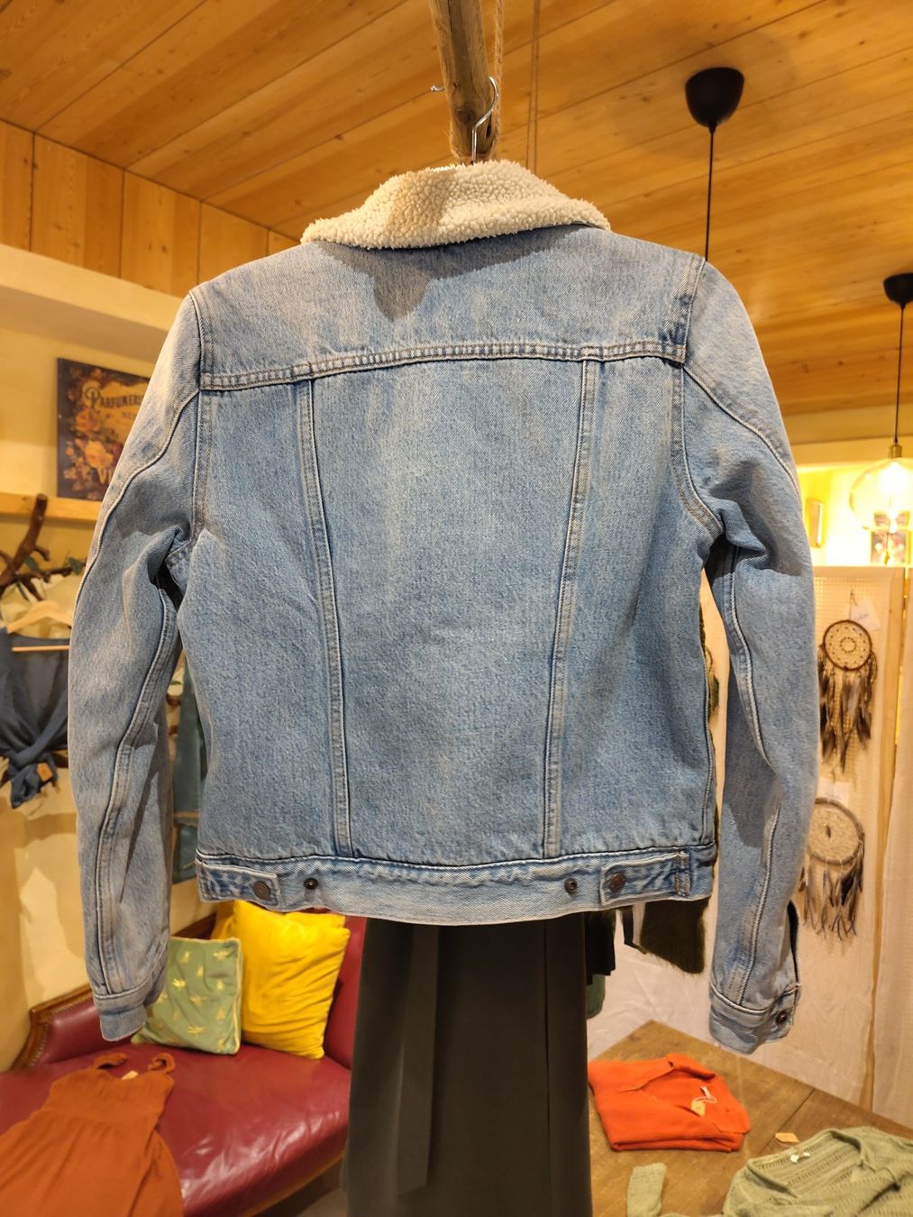 Levi's Giacche: Jeansjacke Levi's M gefüttert – Nuovo (secondo la descrizione) da Losone venduto da ell_nora89 1