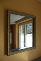 Antiker Wandspiegel - Jugendstil - neues Spiegelglas