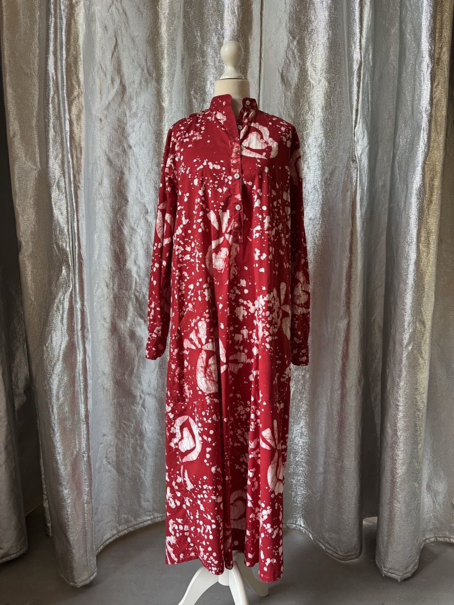Kleider: KATHRIN ECKHARDT STUDIO Maxikleid Kaftan Batik Gr. S – Gebraucht aus Ottoberg von toomanydresses