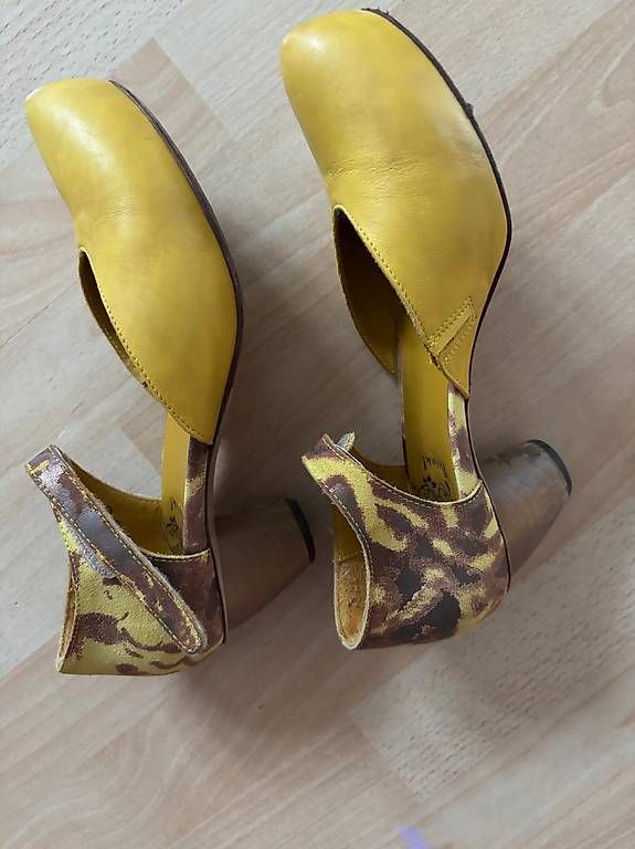 Chaussures femmes: Holz Zockel / Clogs Sandale 38 Think – D'occasion à Klingnau par Mowi0309 1