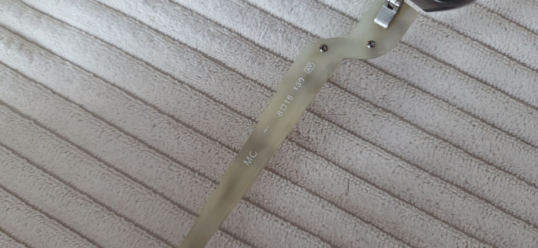 Moschino Brillen & Gläser: Original Moschino Sonnenbrille mit Etui – Gebraucht aus Oberembrach von ser_pqh5 3