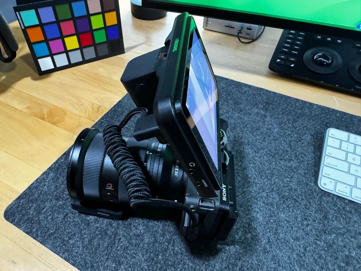 Monitor: Atomos Shinobi II + Kabel + Halterung + Batterie – Nuovo (secondo la descrizione) da Dällikon venduto da Niklas2000