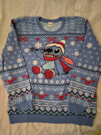 Disney Stitch Pullover Gr. XL – Wintermotiv – sehr schön