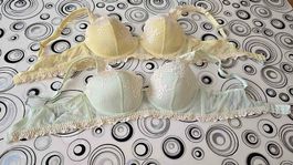 Damenbhs(Sofia-Intimissimi) /Gr: 90B/ beide zusammen