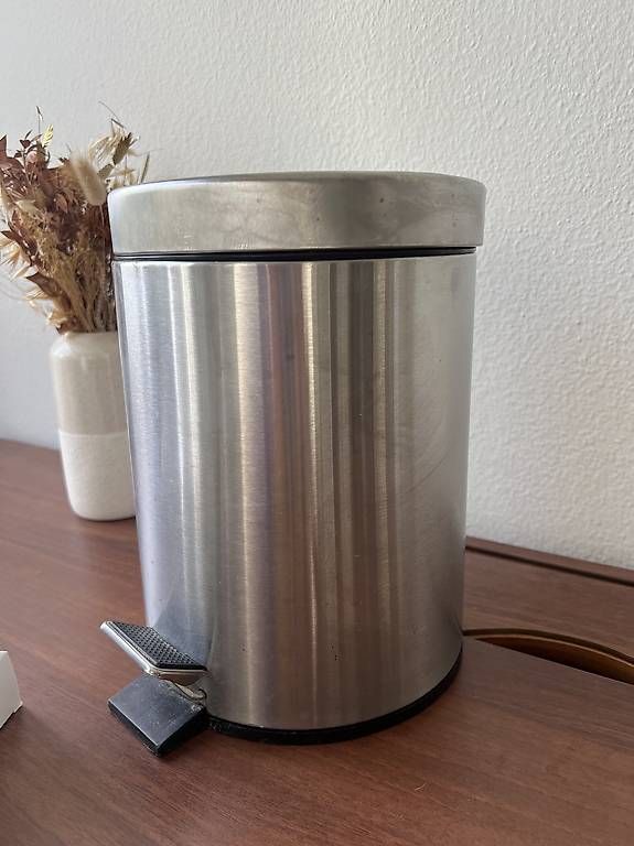 Ikea Cestini per rifiuti: Poubelle IKEA STRAPATS 5L – Usato da Biel/Bienne venduto da jean_bienne