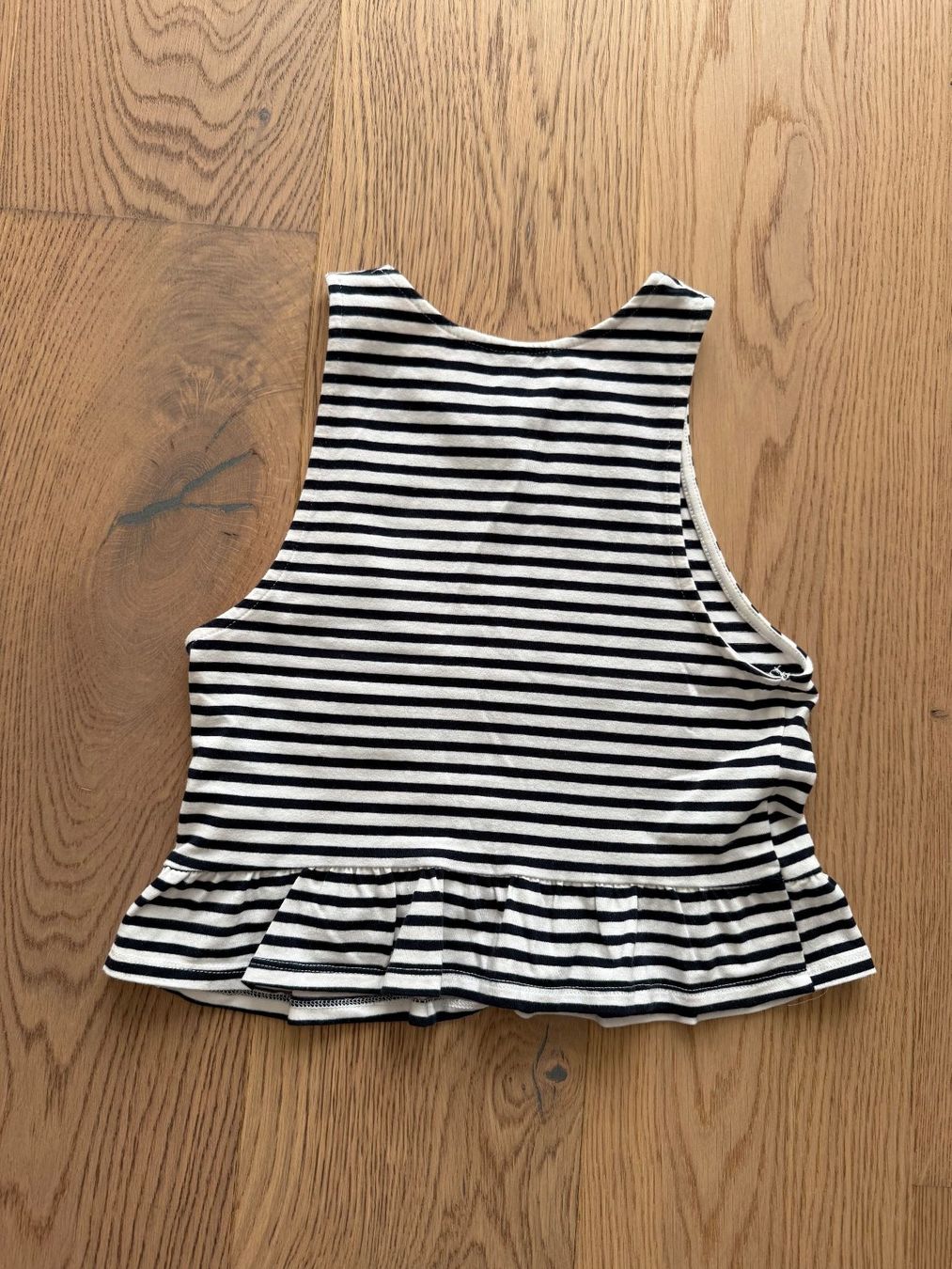 H&M Top: Tanktop – Usato da Richterswil venduto da KAYLEIGH_77