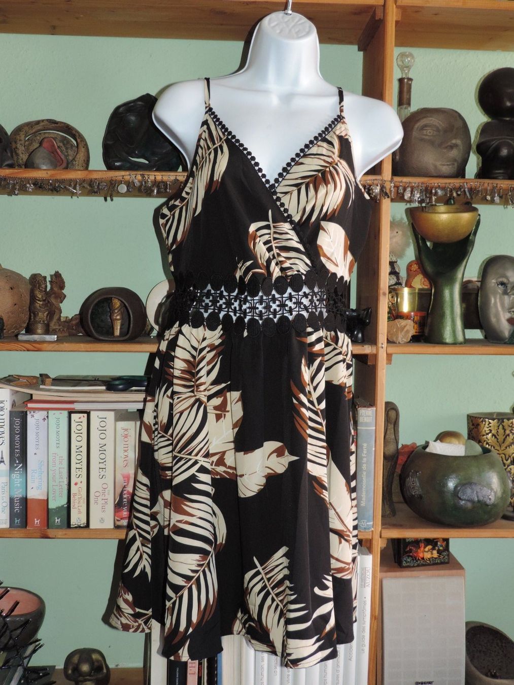 Kleider: jolie robe à fleur brun et noir – Gebraucht aus Genève von Axelle333 1