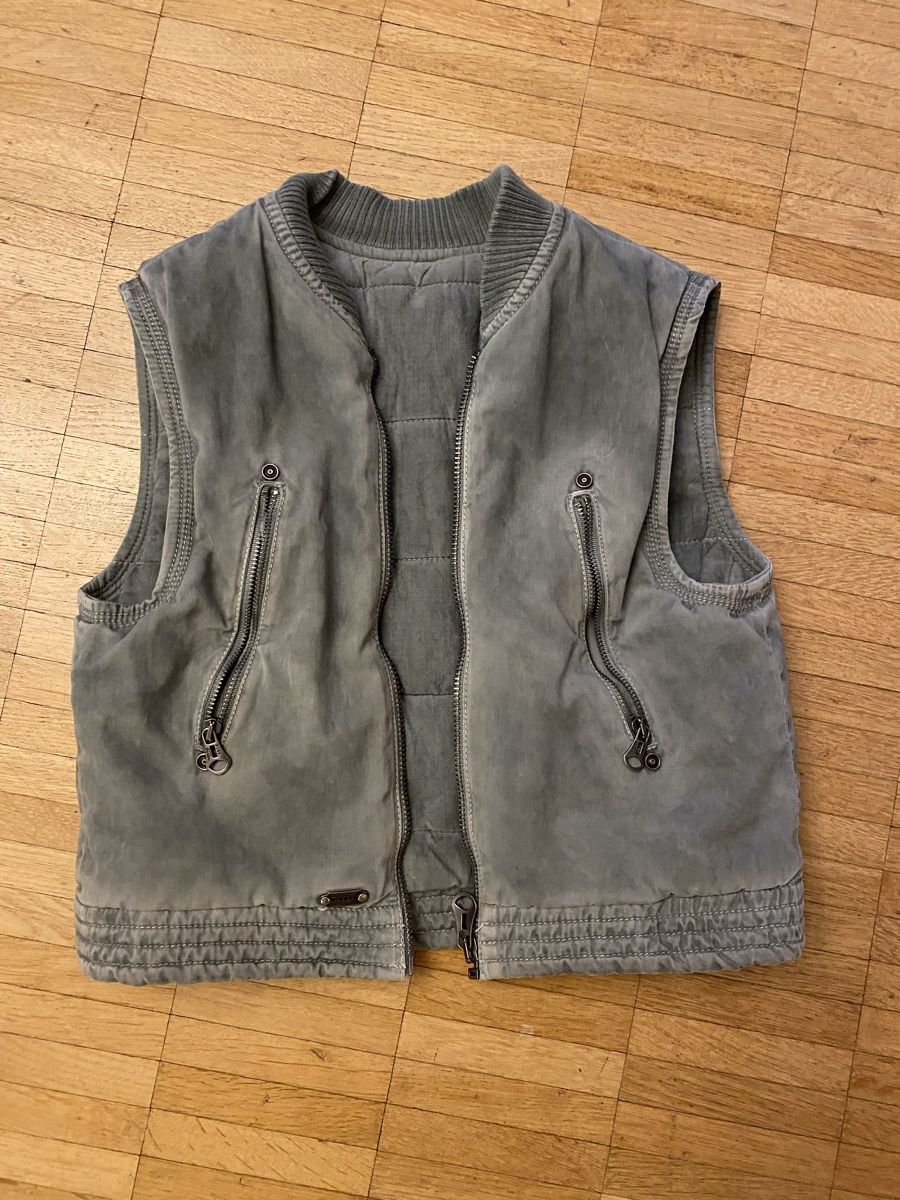 Diesel Giacche: Diesel Winterjacke, Gr. 4 (Kinder) – Usato da Zürich venduto da sar_7s87 2
