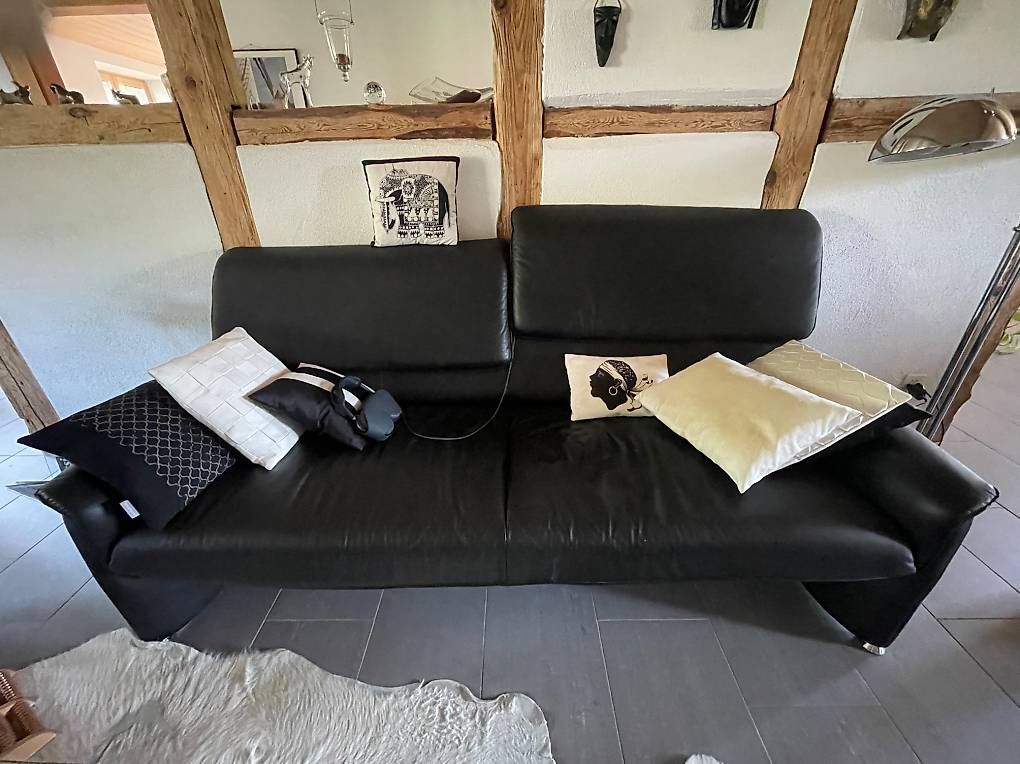 Divani: Ledersofa Laauser 2-er schwarz – Usato da Kleindietwil venduto da Ttik