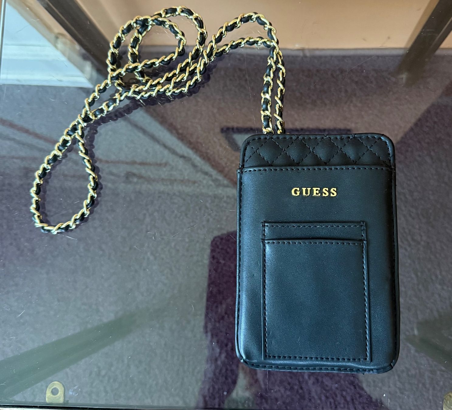 Guess Borse da donna: neue Guess Handy Tasche – Nuovo (secondo la descrizione) da Pfäffikon ZH venduto da Margot1 1